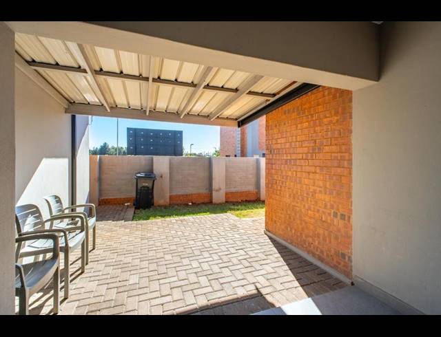 3 BEDROOM TOWNHOUSE FOR SALE IN MONTANA